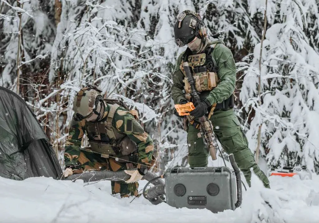 EuroHeater & FlexiBatt Military Systems EuroHeater & FlexiBatt – Integrated Tactical Military Systems for Operational Heating and Autonomous Energy Supply in Theater of Operations.