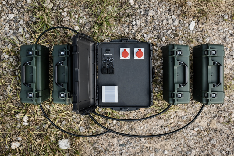 FlexiBatt MAXI up to 50KW – Scalable Ruggedized Tactical Battery System for Military Infrastructure, Forward Operating Bases and High-Capacity Energy Autonomy.